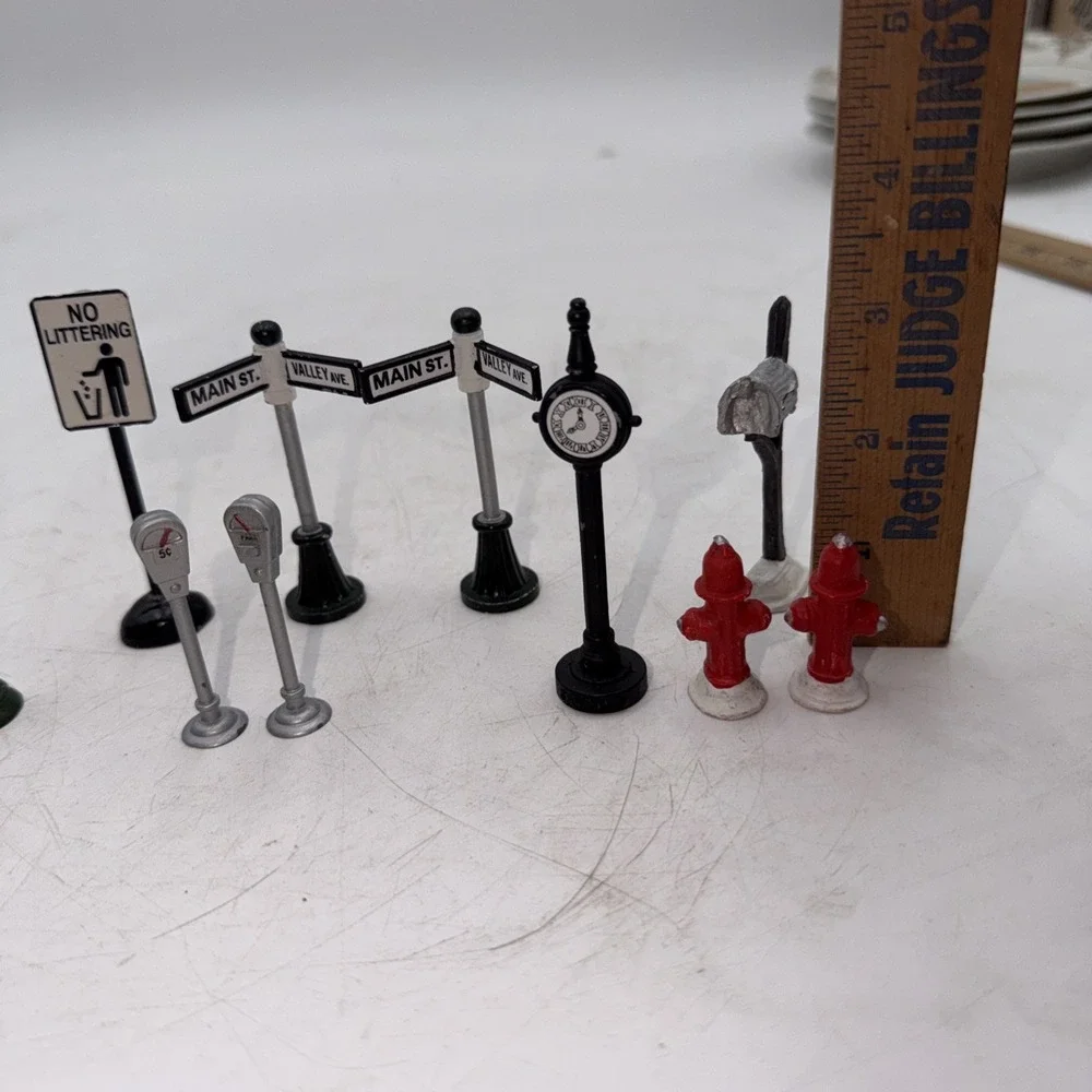 Vintage Lemax Village Main Street Sign Clock Mailbox Parking Meter Mixed LOT 11